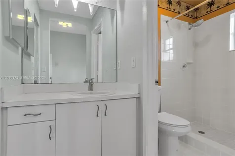10627 NW 7th Street Pembroke Pines FL 33026