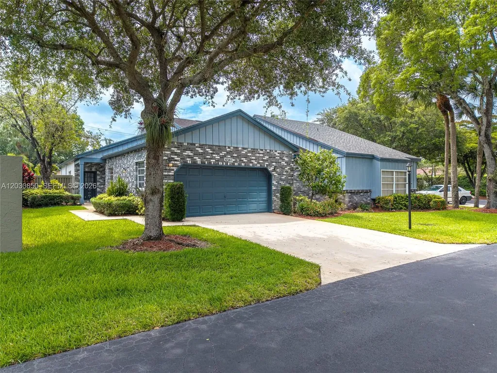 6561 Sutton Court Parkland FL 33067