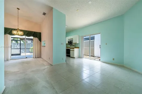 6561 Sutton Court Parkland FL 33067