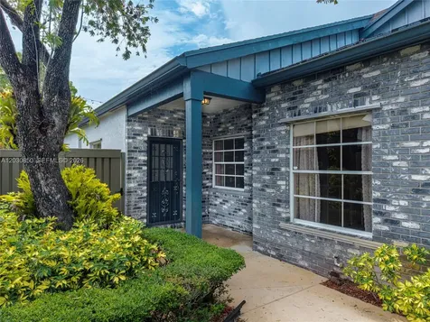 6561 Sutton Court Parkland FL 33067