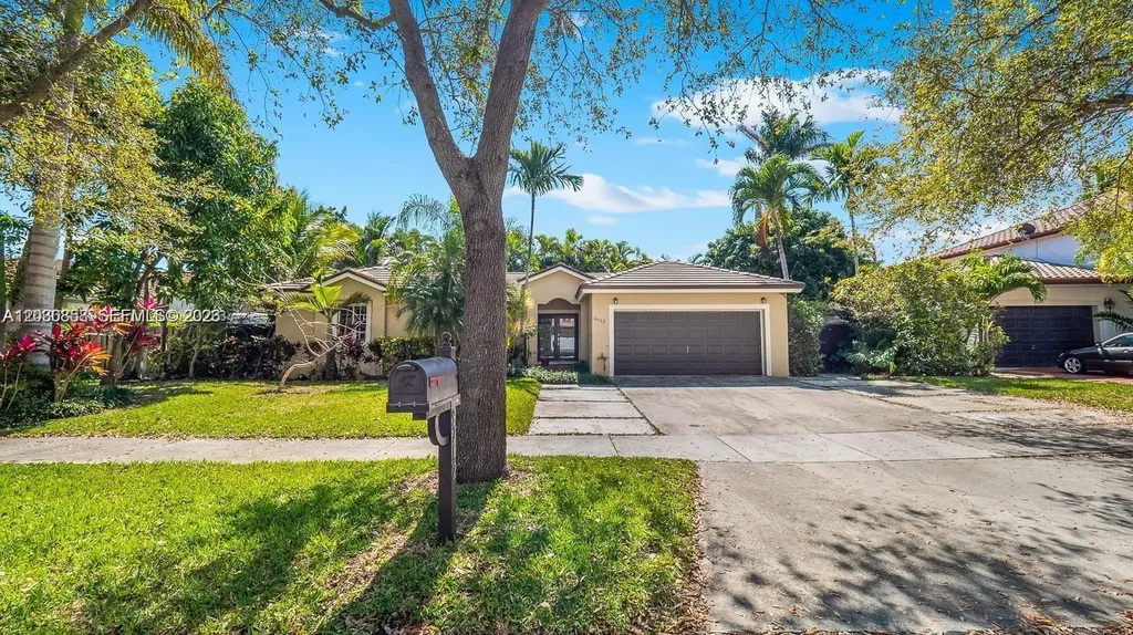 9712 SW 213th Terrace Cutler Bay FL 33189