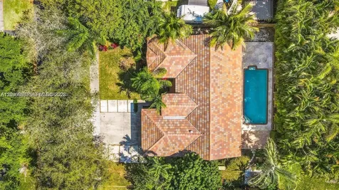9712 SW 213th Terrace Cutler Bay FL 33189