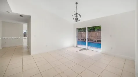 9712 SW 213th Terrace Cutler Bay FL 33189