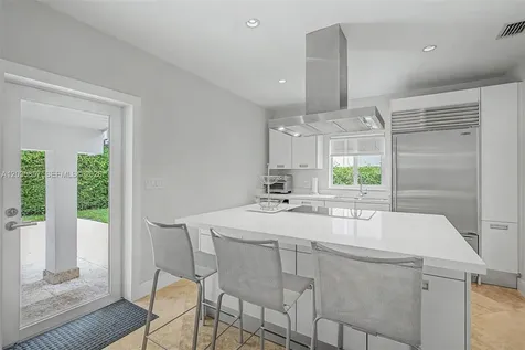 5510 Orduna Drive Coral Gables FL 33146