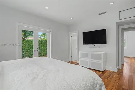 5510 Orduna Drive Coral Gables FL 33146