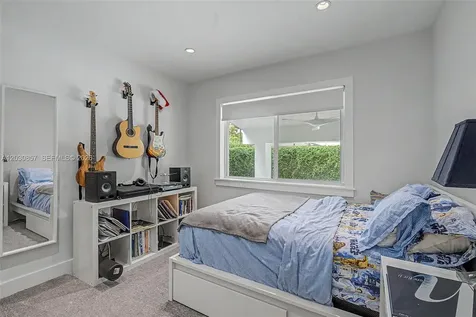 5510 Orduna Drive Coral Gables FL 33146