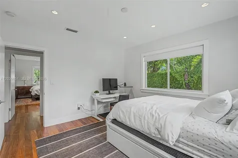 5510 Orduna Drive Coral Gables FL 33146