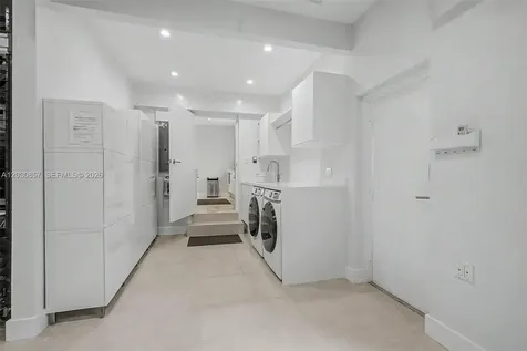 5510 Orduna Drive Coral Gables FL 33146