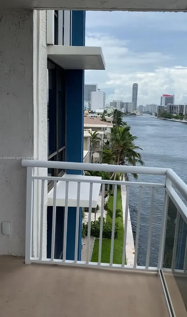 1600 S Ocean Drive Hollywood FL 33019