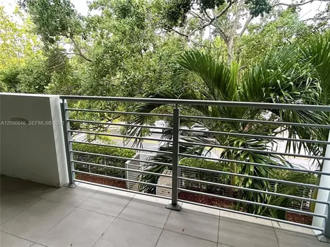 7541 SW 61st Avenue South Miami FL 33143