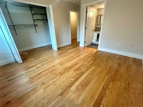 7541 SW 61st Avenue South Miami FL 33143
