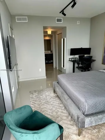488 NE 18th Street Miami FL 33132
