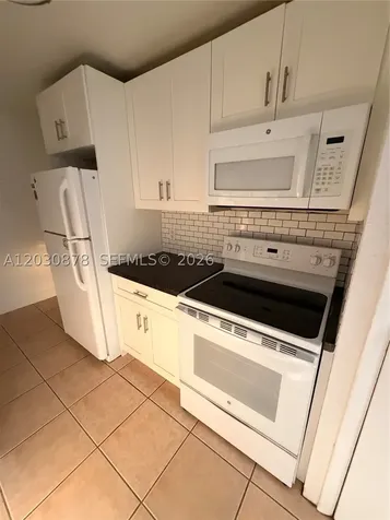 7250 SW 94th Place Miami FL 33173