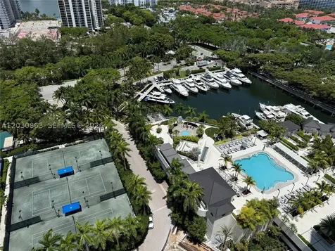 7000 Island Boulevard Aventura FL 33160