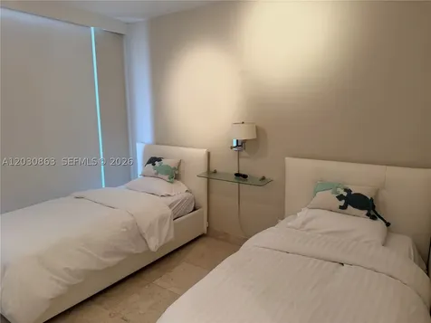 7000 Island Boulevard Aventura FL 33160