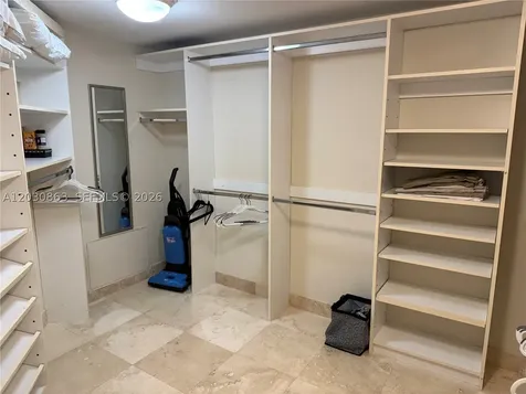 7000 Island Boulevard Aventura FL 33160
