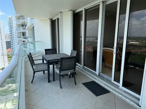 7000 Island Boulevard Aventura FL 33160