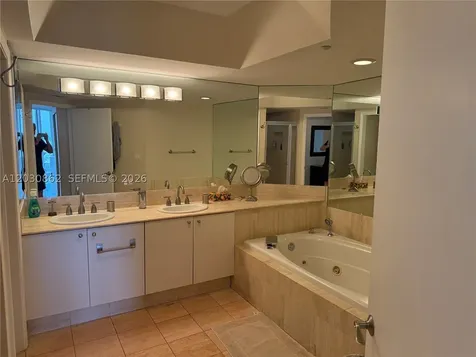 7000 Island Boulevard Aventura FL 33160