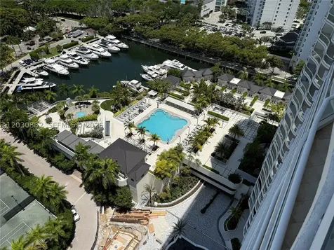 7000 Island Boulevard Aventura FL 33160