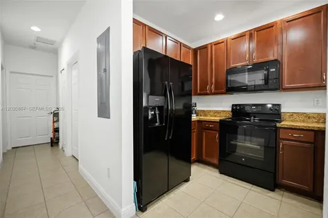 14661 SW 9th Street Pembroke Pines FL 33027