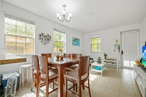 14661 SW 9th Street Pembroke Pines FL 33027