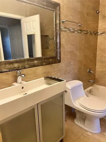 15600 SW 80th Street Miami FL 33193