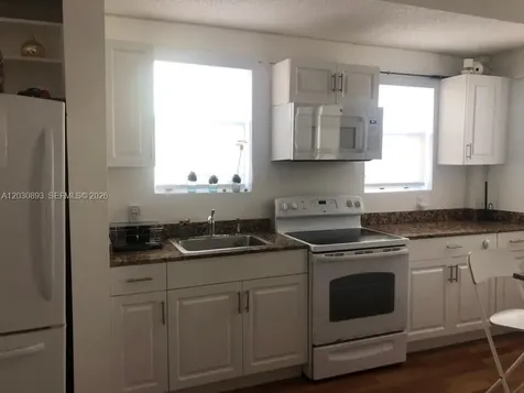 737 Jefferson Avenue Miami Beach FL 33139