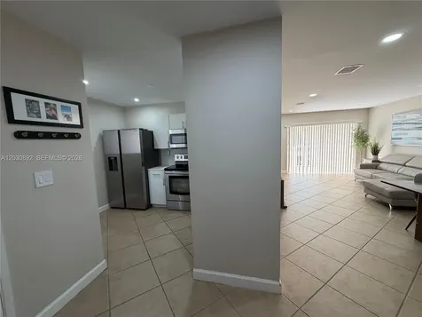 4712 NW 114th Avenue Doral FL 33178
