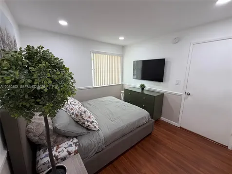 4712 NW 114th Avenue Doral FL 33178