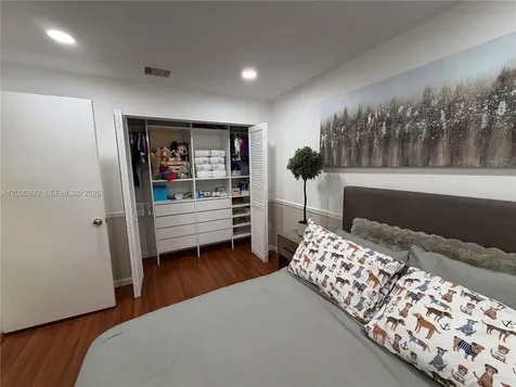 4712 NW 114th Avenue Doral FL 33178