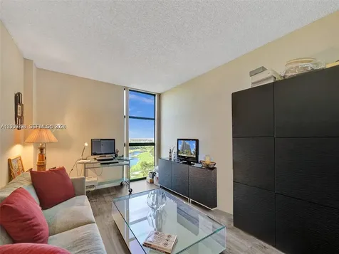20281 E Country Club Drive Aventura FL 33180