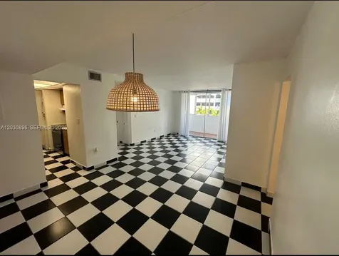 5055 NW 7th Street Miami FL 33126