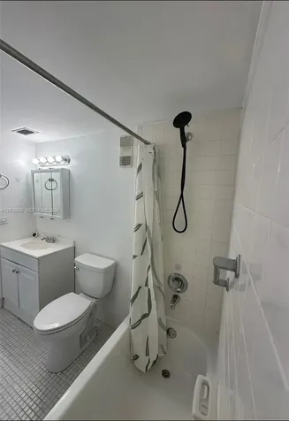 5055 NW 7th Street Miami FL 33126