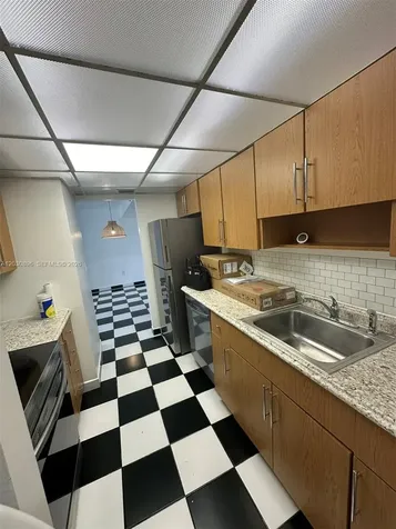 5055 NW 7th Street Miami FL 33126