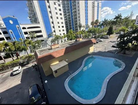 5055 NW 7th Street Miami FL 33126