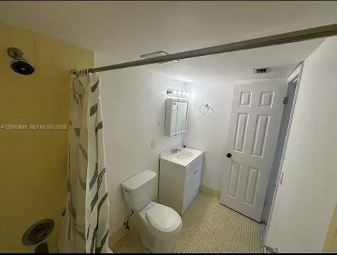 5055 NW 7th Street Miami FL 33126