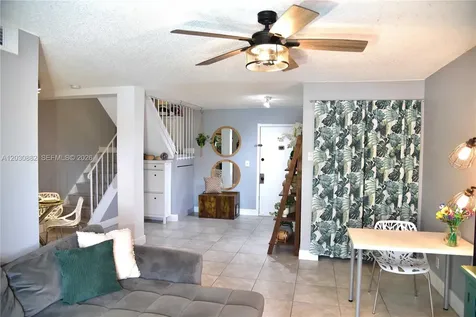 7561 NW 16th Street Plantation FL 33313