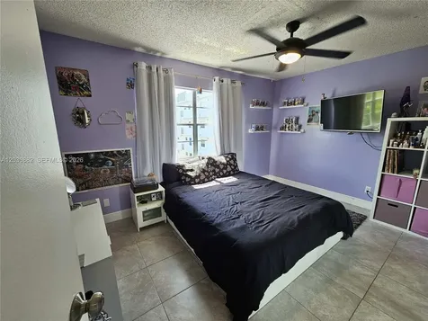 7561 NW 16th Street Plantation FL 33313