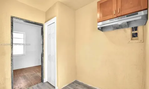 1236 Jann Avenue Opa-Locka FL 33054