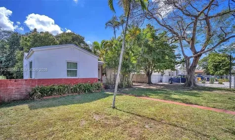 1236 Jann Avenue Opa-Locka FL 33054