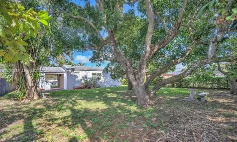 1236 Jann Avenue Opa-Locka FL 33054