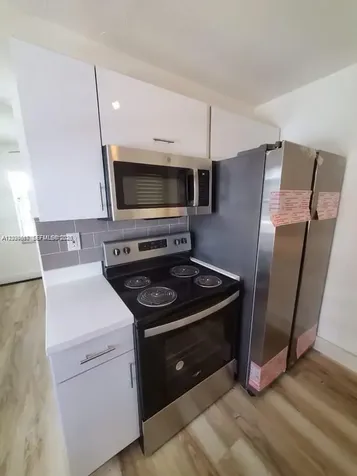 243 SW 14th Street Dania Beach FL 33004