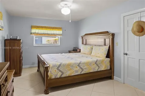 7617 NW 66th Terrace Tamarac FL 33321