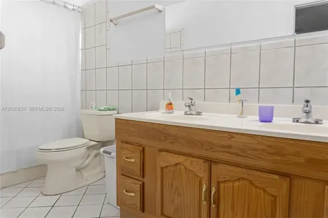 7617 NW 66th Terrace Tamarac FL 33321