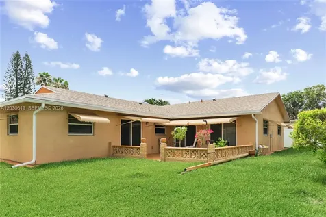 7617 NW 66th Terrace Tamarac FL 33321