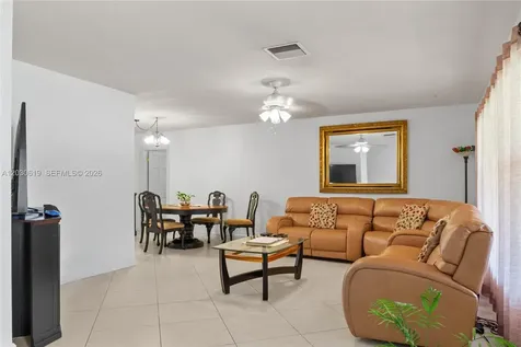 7617 NW 66th Terrace Tamarac FL 33321