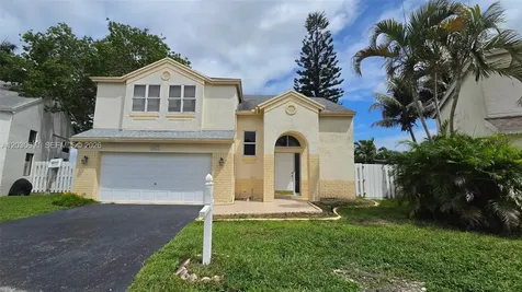 10931 SW 10th Place Davie FL 33324