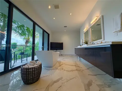 16569 Botaniko Drive N Weston FL 33326