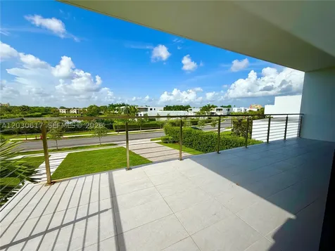 16569 Botaniko Drive N Weston FL 33326