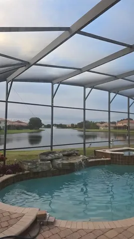 2802 Quiet Water Trail Kissimmee FL 34744